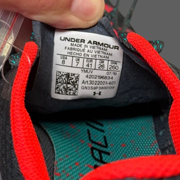 Under Armour Brigade XC Low Spiked Track Shoes Sz 8 NWOB 3022001-401 - Picture 8 of 9